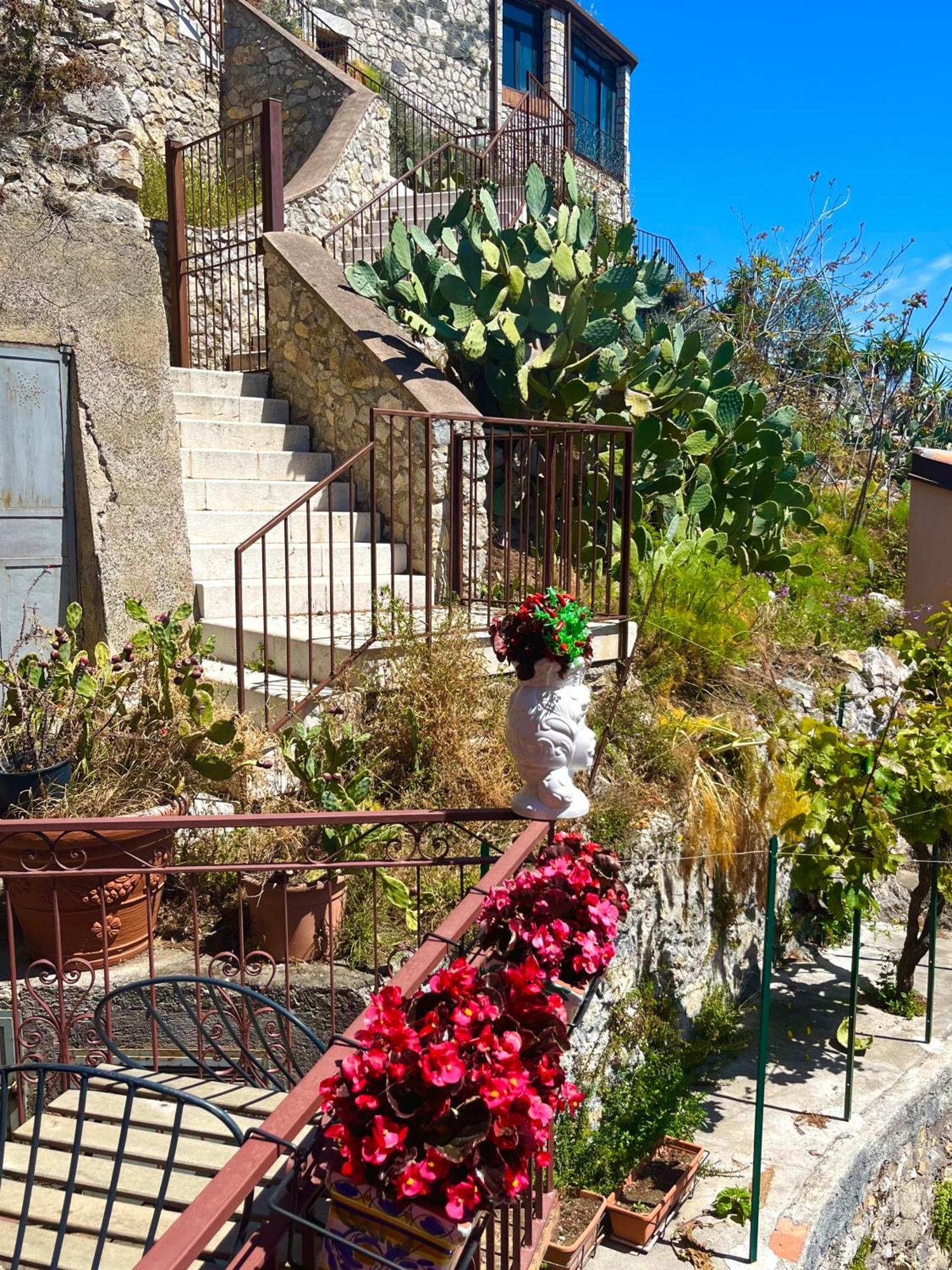 Tyche House Castelmola Apartment Exterior photo